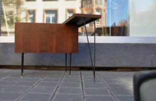 50s hausbar / fantastische 50er jahre hausbar mit kleinem kühlschrank, flaschenfach und ausklapptresen. 50s hausbar