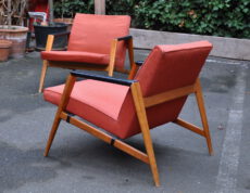 50s sessel unbekannt, wohl deutsch / paar fantastische 50s sessel, leider ohne hersteller-/designer-nachweis. könnten so verwendet werden, jedoch stoff verblichen und schaumstoff rel. trocken. gestelle stehen … 50s sessel unbekannt, wohl deutsch
