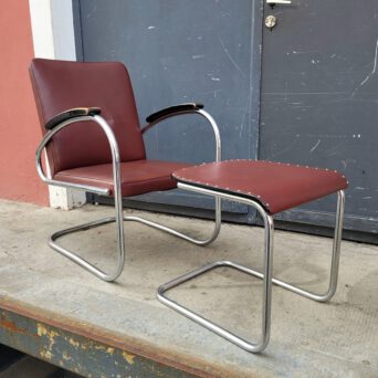 mauser ‚RS7‘ sessel + hocker / sehr schöner mauser rs7 sessel mit seltenem hocker in passendem bezug. mauser ‚RS7‘ sessel + hocker