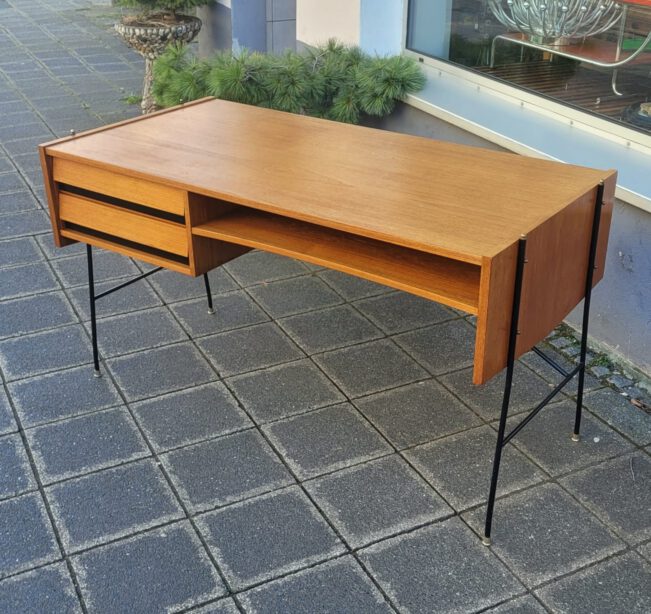 60s teak desk string frame / refurbished 60s very modern – string style – teak desk by ’silberschild wertmöbel‘. ready to work on it. including key … 60s teak desk string frame
