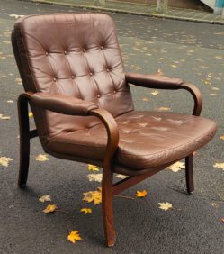 60s-leather-lounge-chair-pair-1